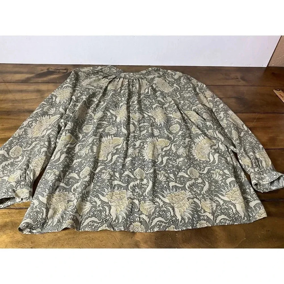 VINCE 100% Silk Blouse Sheer Vintage Botanical Print Size Medium - Picture 11 of 13